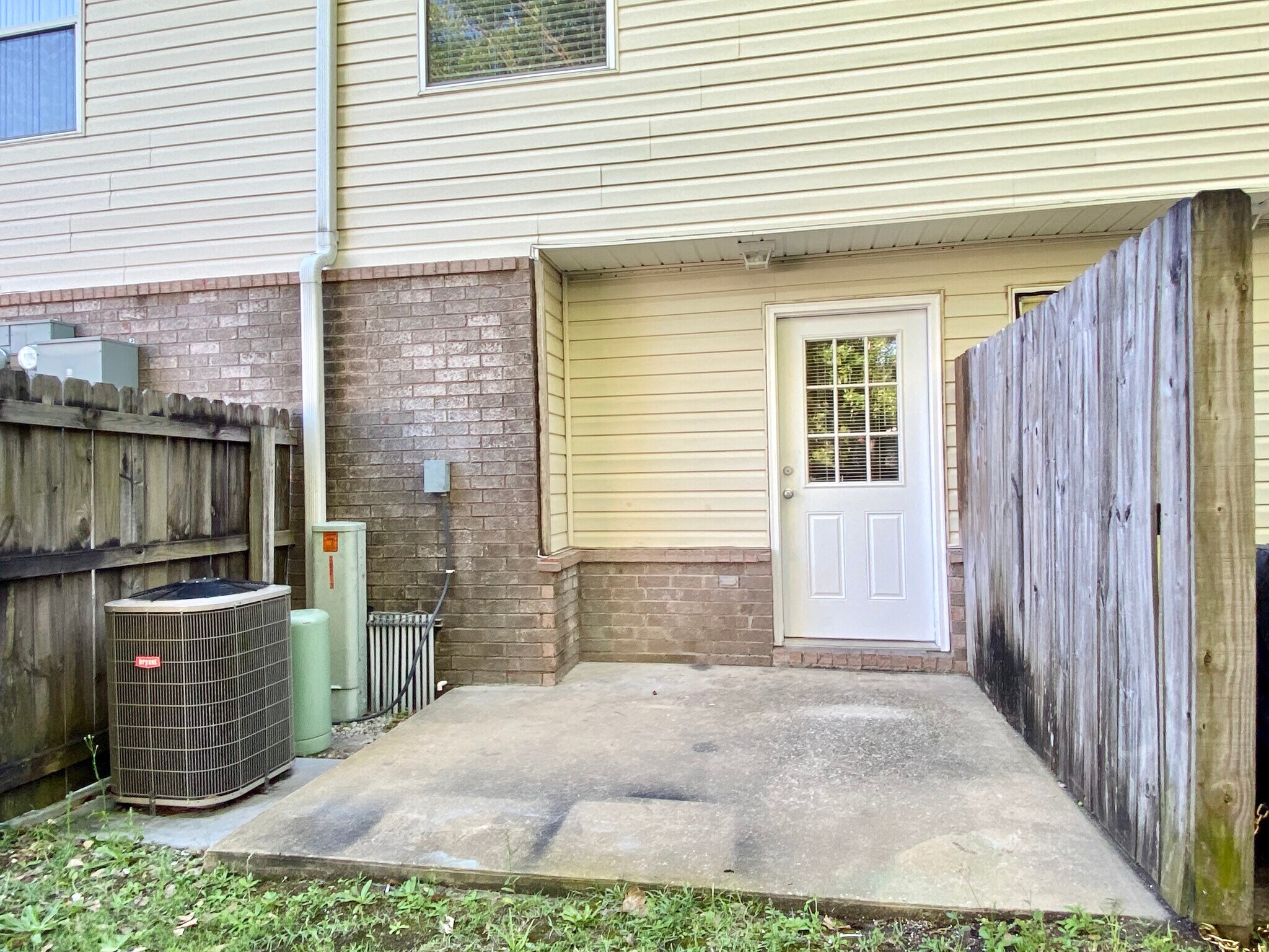 Building Photo - 1819 Shay-Lin Court