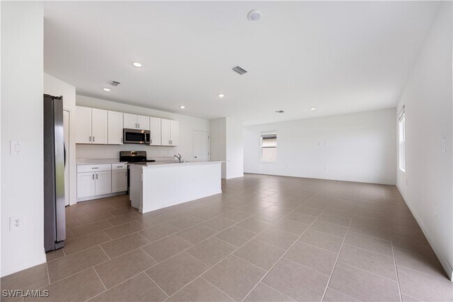 Building Photo - 4011 San Felice Ln