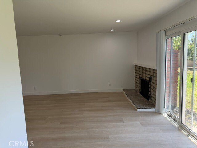 Building Photo - 632 Heather Ave