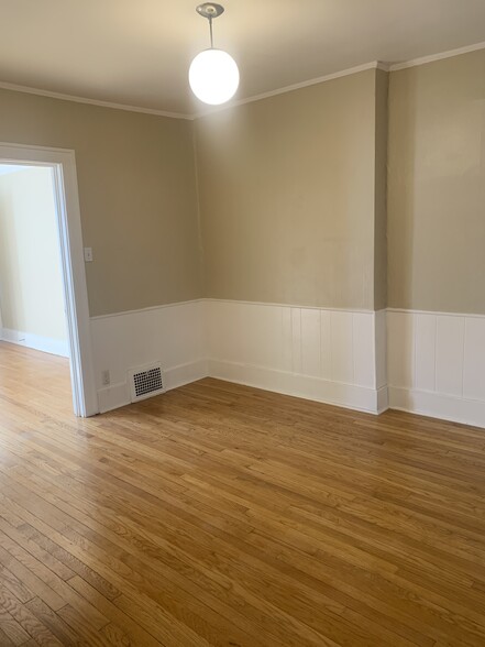 Dining room - 602 W 3rd St