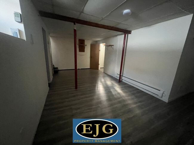 Building Photo - 75 Indian Acres Dr