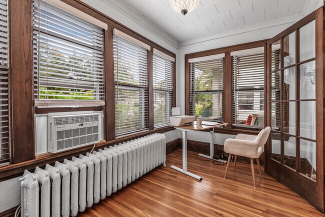 Building Photo - 3829 Blaisdell Ave