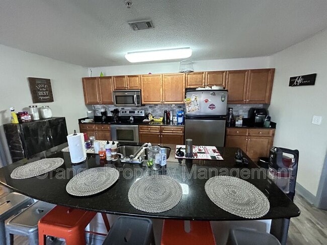 Building Photo - 1611 Muscovy Wy