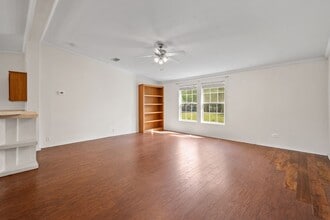 Building Photo - 2906 Shannon Ct