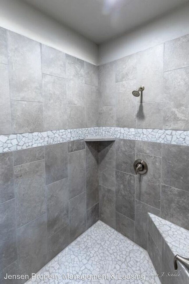 Building Photo - 6 br, 3.5 bath House - 2773 South 3440 West