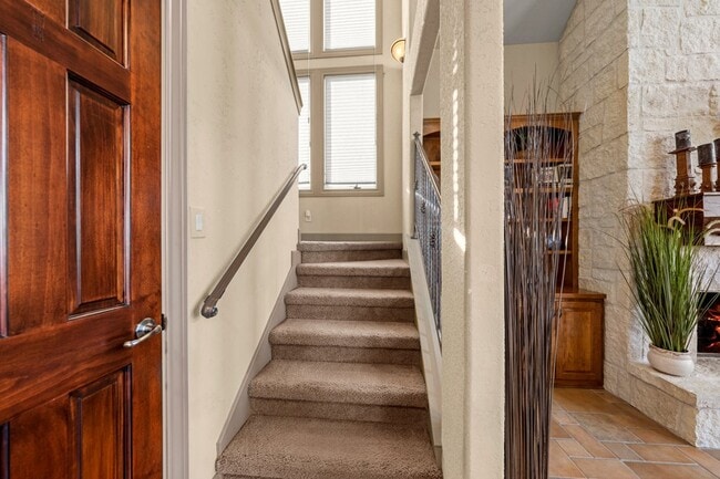 Building Photo - 3404 Comanche Trace Dr