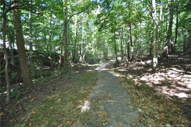 Building Photo - 240 Beechtree Dr