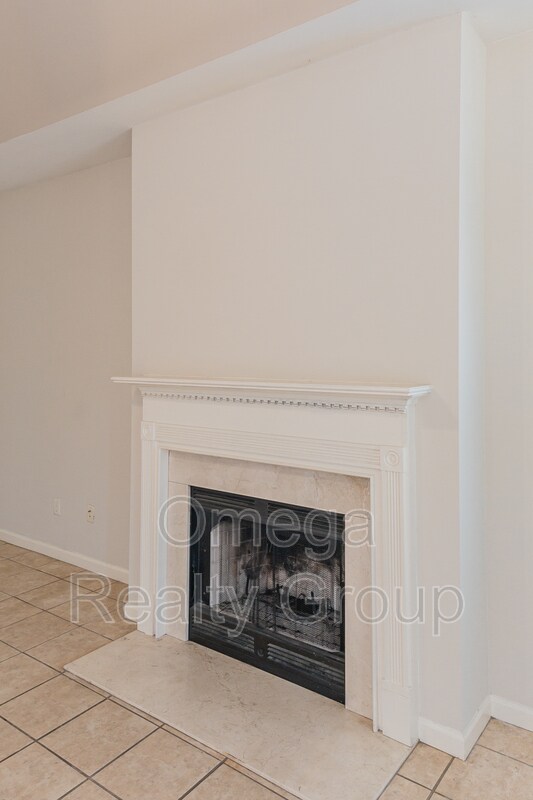 Building Photo - 1020 Washington Dr