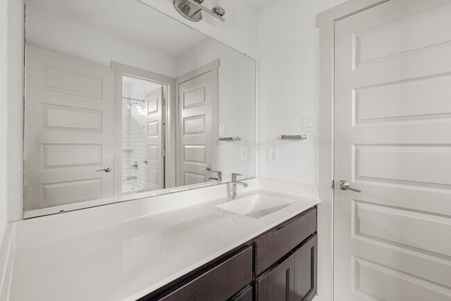 Building Photo - 29231 Red Rocks Pk Dr