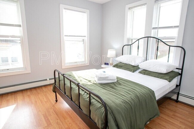 Building Photo - 73 Green Hill Pkwy