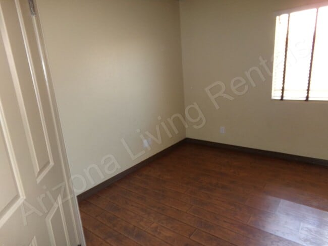 Building Photo - BEAUTIFUL HOME NEAR WALLECK RANCH