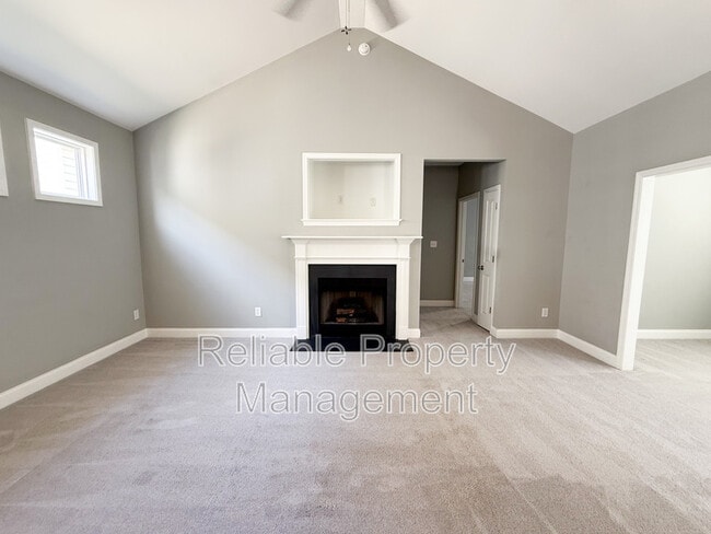 Building Photo - 256 Denby Cir