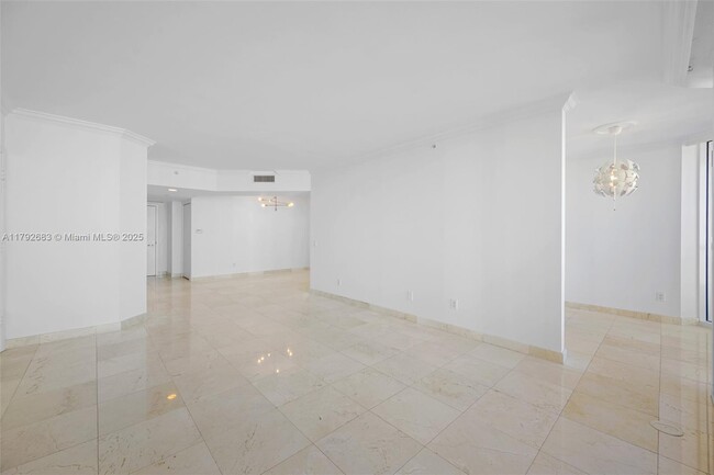 Building Photo - 21055 Yacht Club Dr