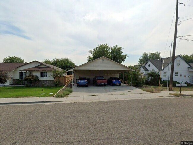 Primary Photo - 1858-1860 W Idaho Ave