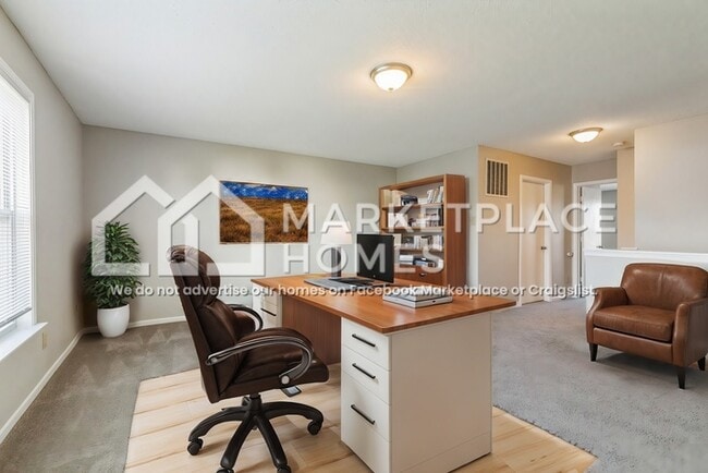 Building Photo - 10760 August Dr