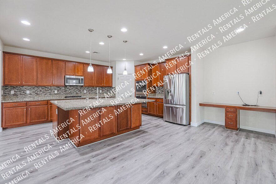 Building Photo - 21948 N 98th Dr