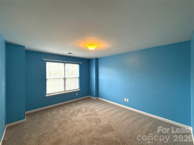 Building Photo - 2618 Hartley Hills Dr