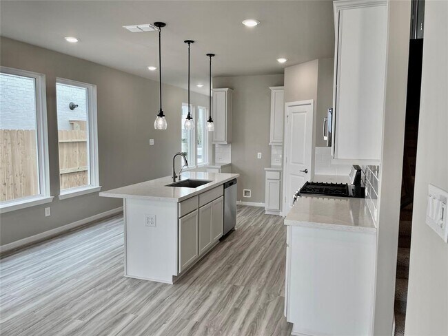Building Photo - 8806 Riverton Rdg Rd