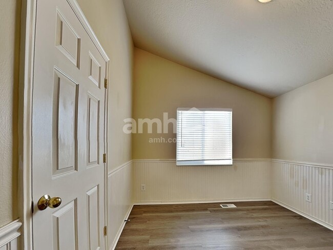Building Photo - 2437 Cider Pl