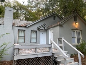 Building Photo - EdgewoodRd3515(A-B)