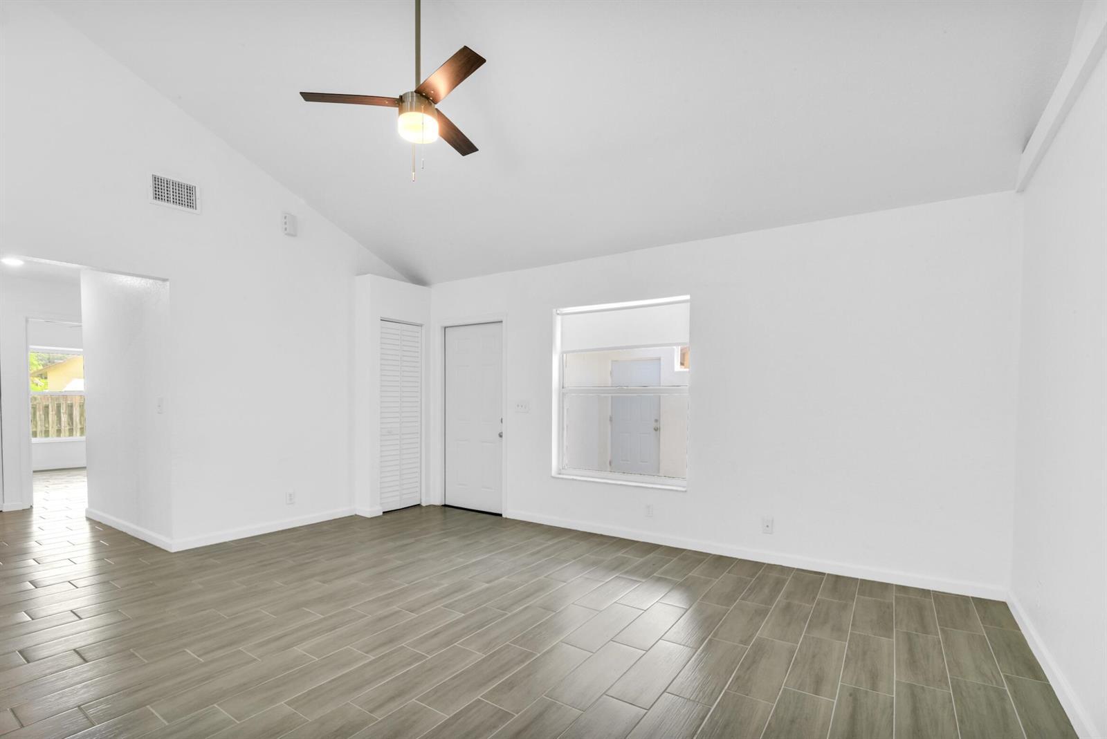 Building Photo - 13737 Yarmouth Dr