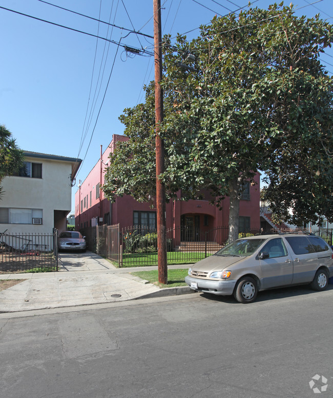 Building Photo - 1213 N Ardmore Ave