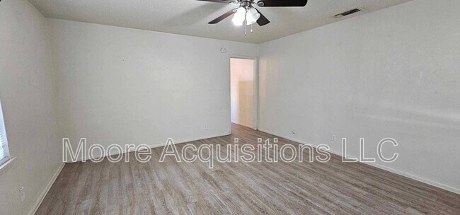 Building Photo - 1433 S Rusk St