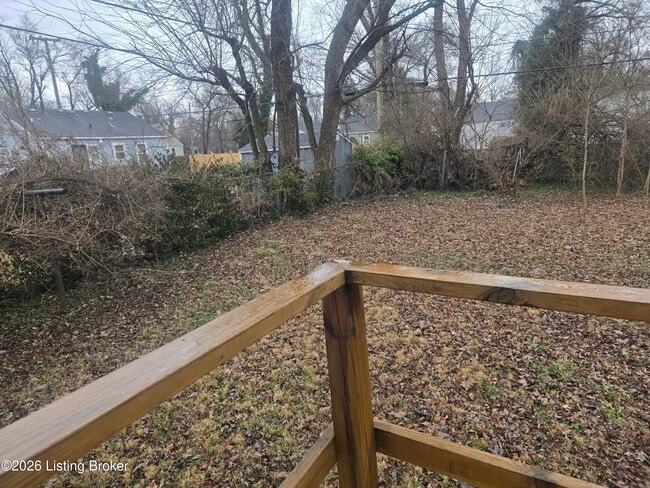 Building Photo - 3004 Wyandotte Ave