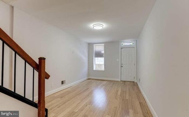 Building Photo - 802 Mangold St