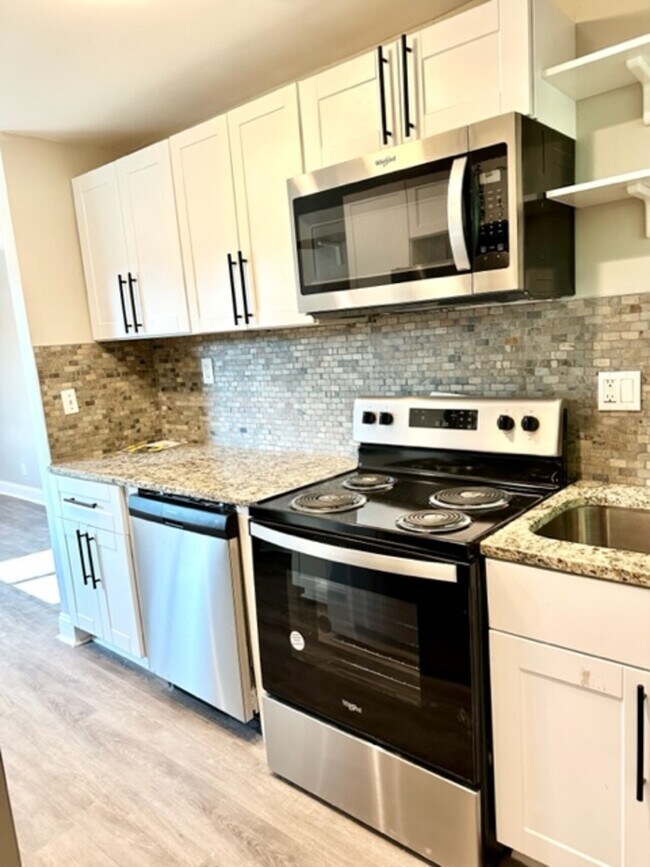 Building Photo - 919 Hobson