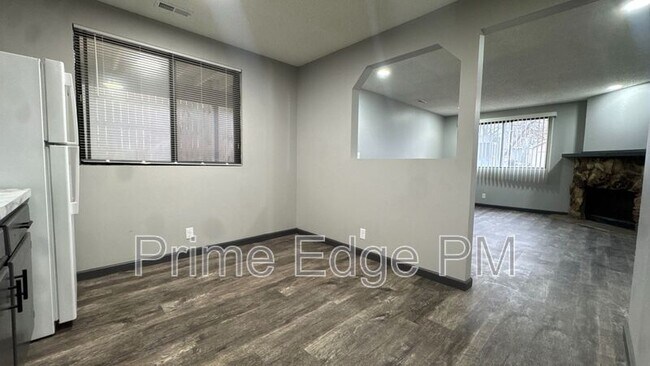 Building Photo - 4521 Madison Ave