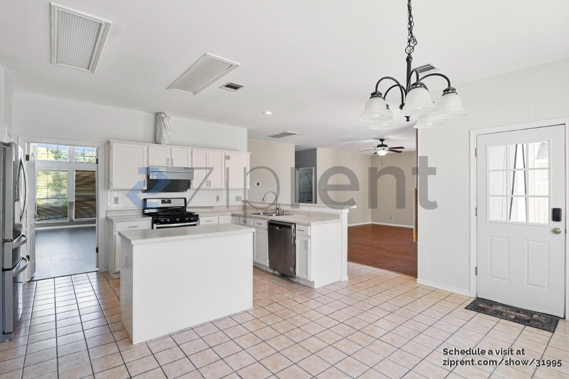 Building Photo - 1212 Fox Sparrow Trail