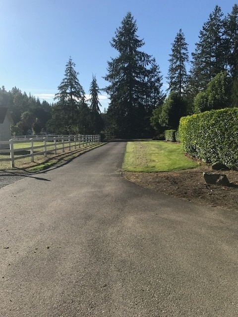 Separate driveway - 21020 SE 358th St