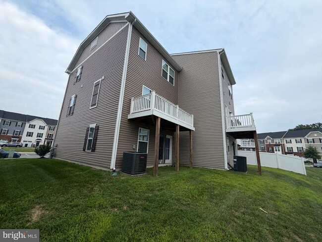 Building Photo - 2522 Schooner Wy