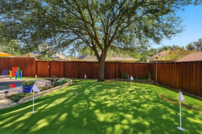 Building Photo - 2831 Rosewood Blvd