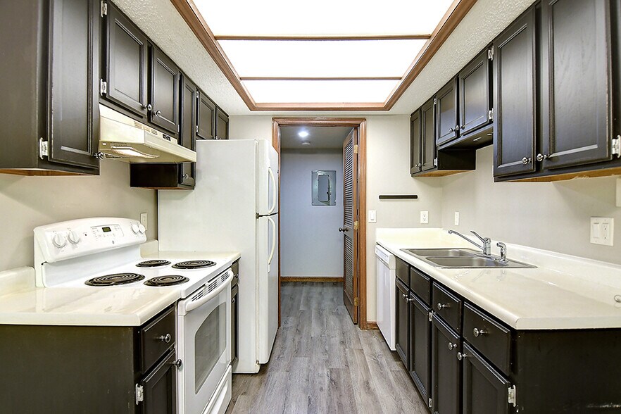 Building Photo - 9630 Sage Meadow Ct