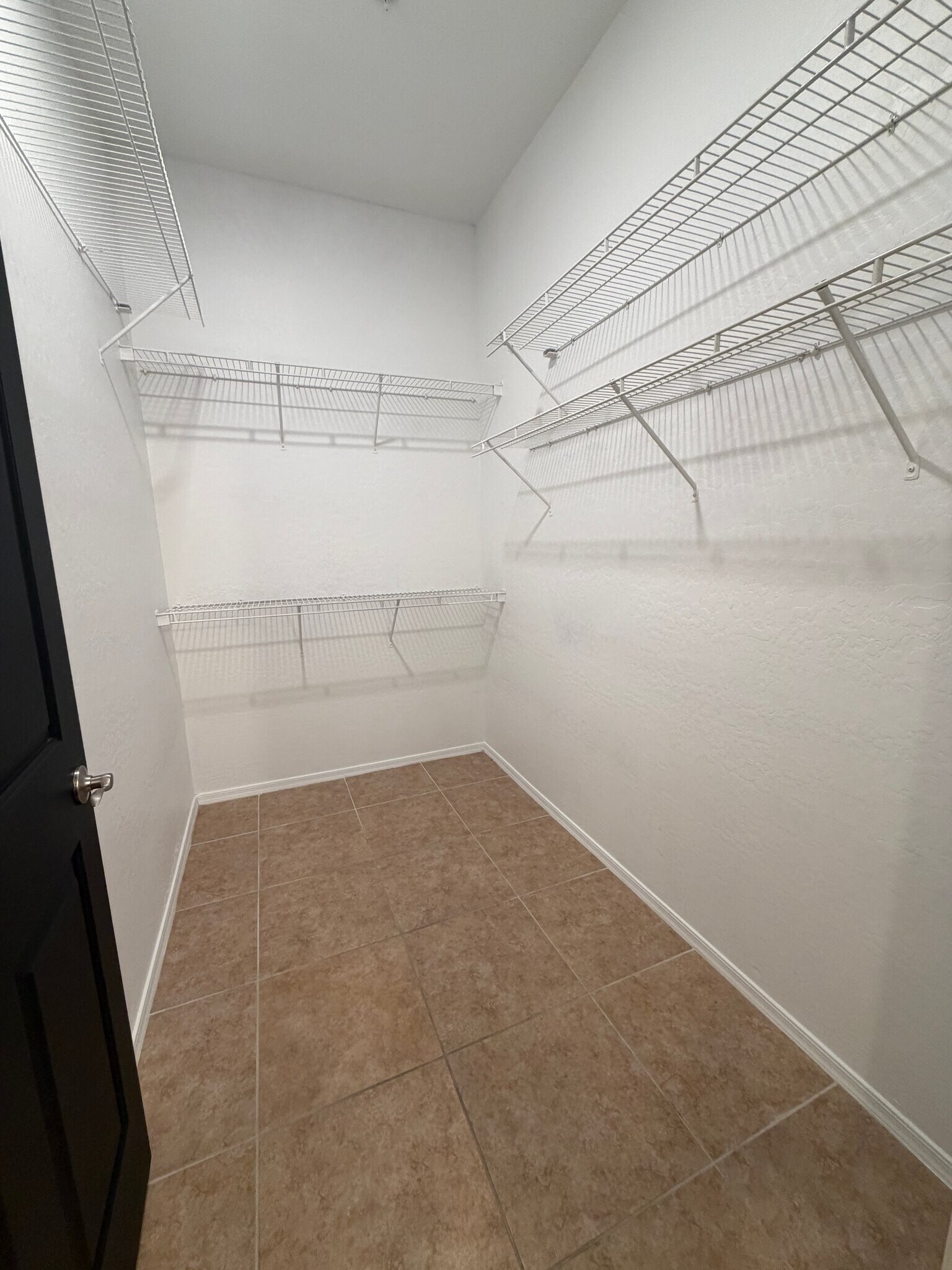 Building Photo - 14575 W Mountain View Blvd