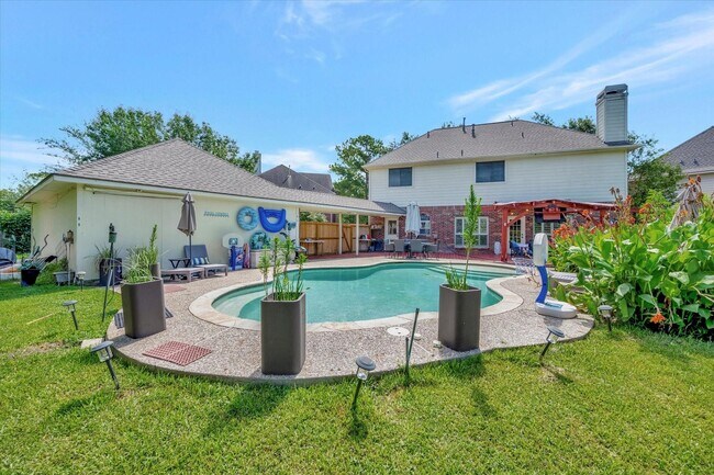 Building Photo - 3602 Garrettsville Dr