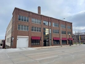 Building Photo - 132 S Dakota Ave