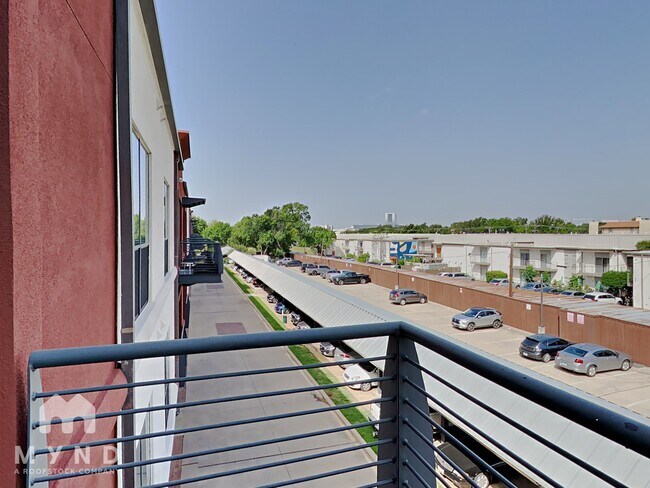 Building Photo - 4605 Cedar Springs Rd