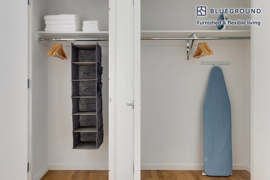 Building Photo - 635 W 42nd St