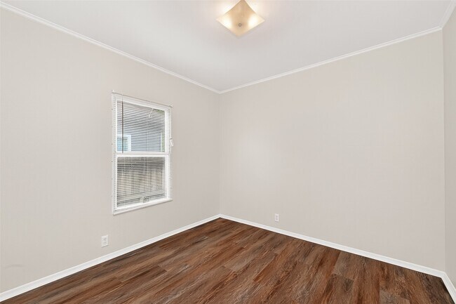 Building Photo - 11918 Greensbrook Forest Dr