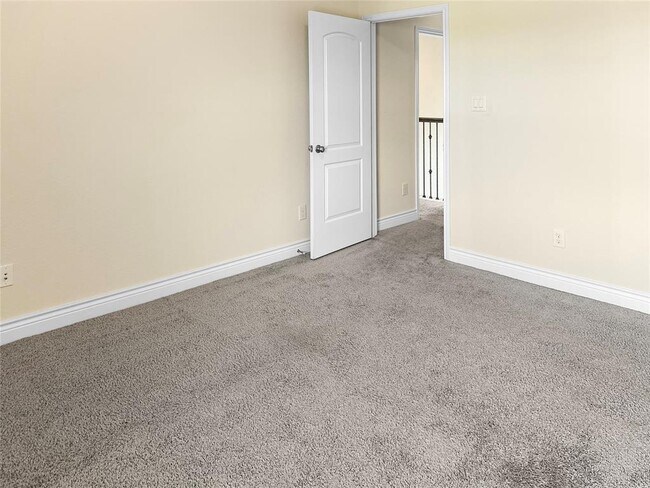 Building Photo - 2310 Falcon Brook Dr