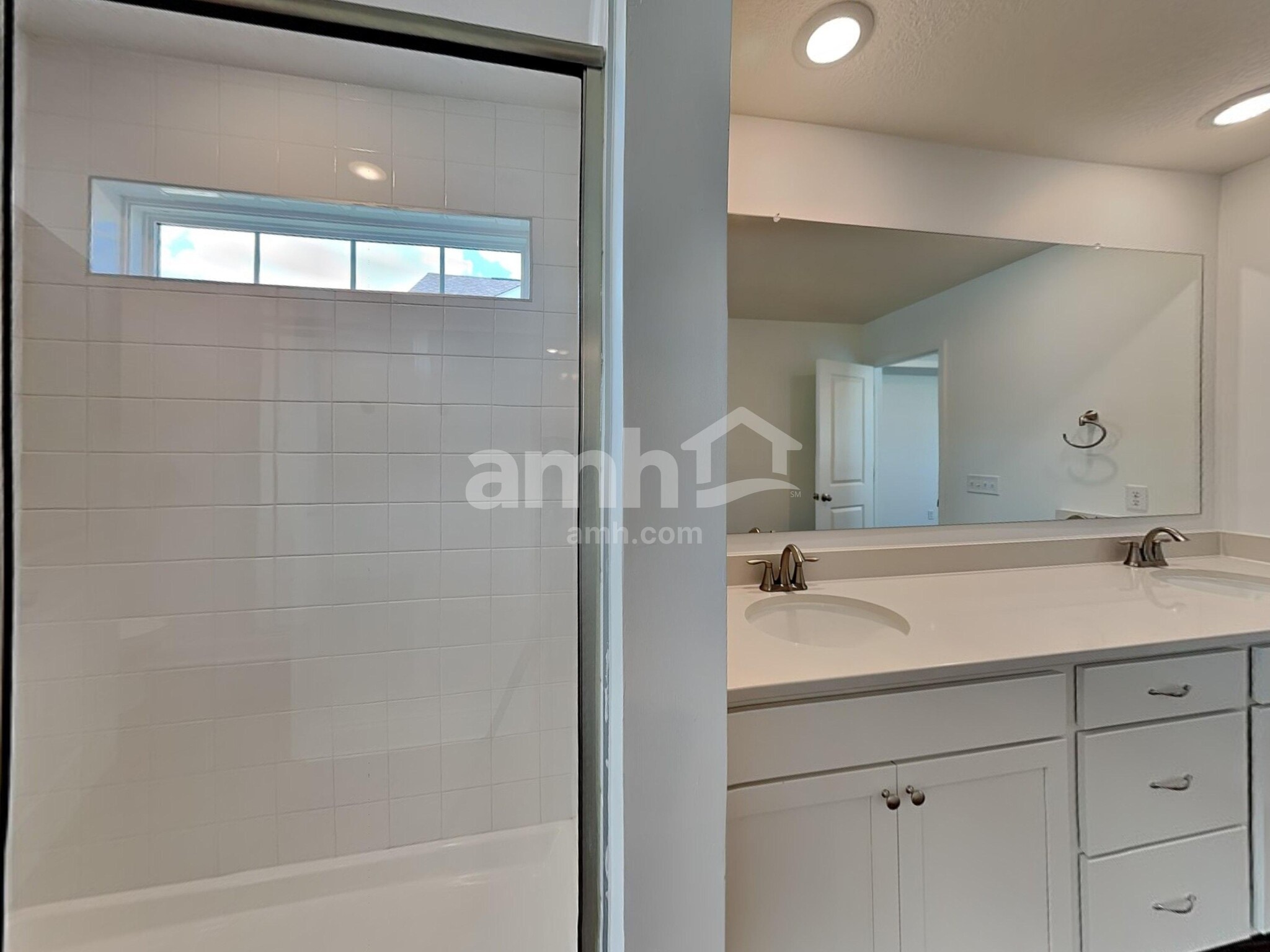 Building Photo - 8411 Northpoint Dr