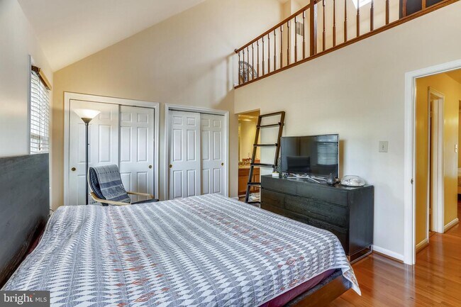 Building Photo - 11633 Pleasant Meadow Dr