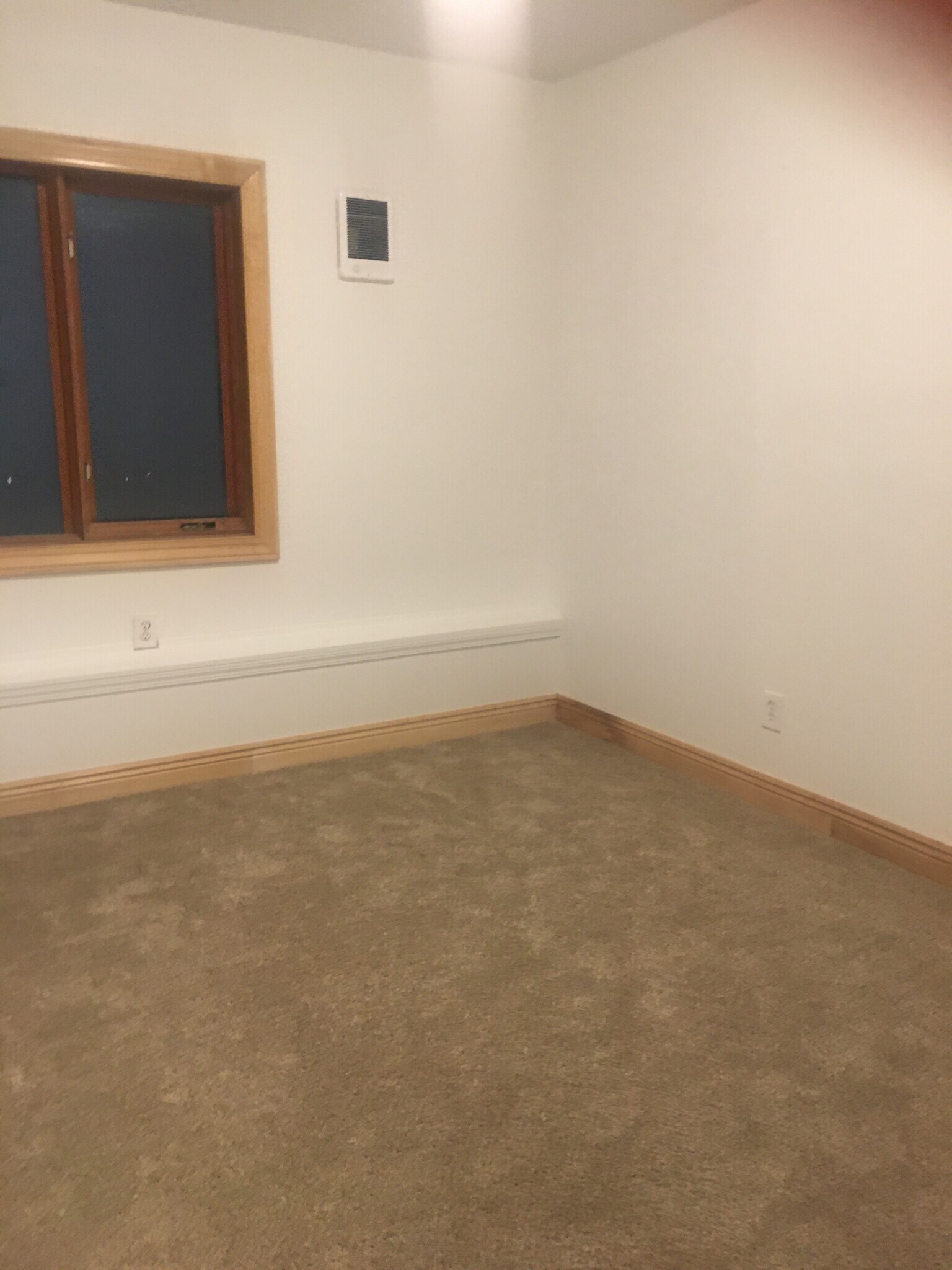 Room 1a - 23824 SE 28th St