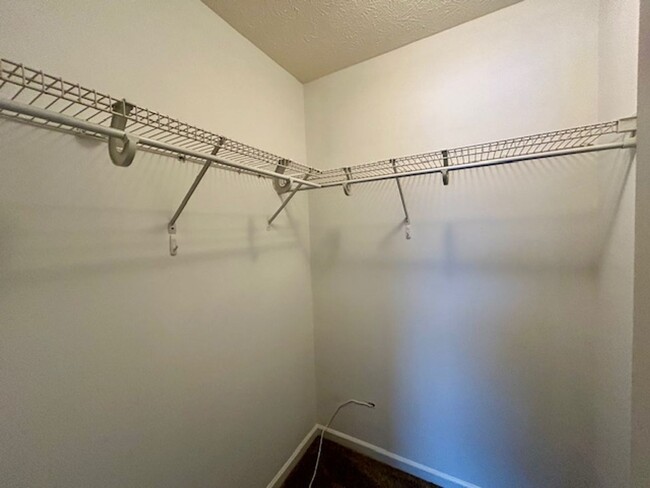 Building Photo - Charming 3-Bedroom, 2.5-Bath Home with Lof...