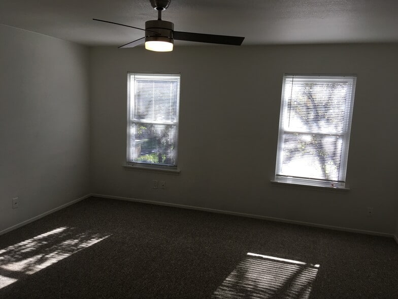 Large master bedroom, easily fits a king size bed. - 8604 Willowick Drive