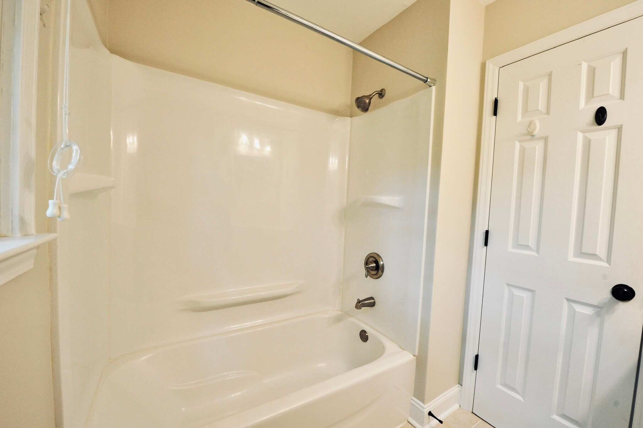 Building Photo - 962 Saint Catherines Dr