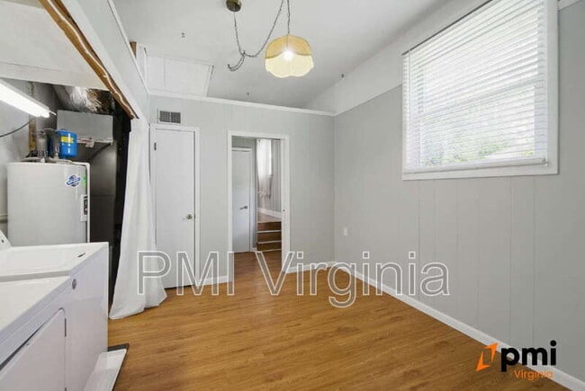 Building Photo - 4012 Nina Dr